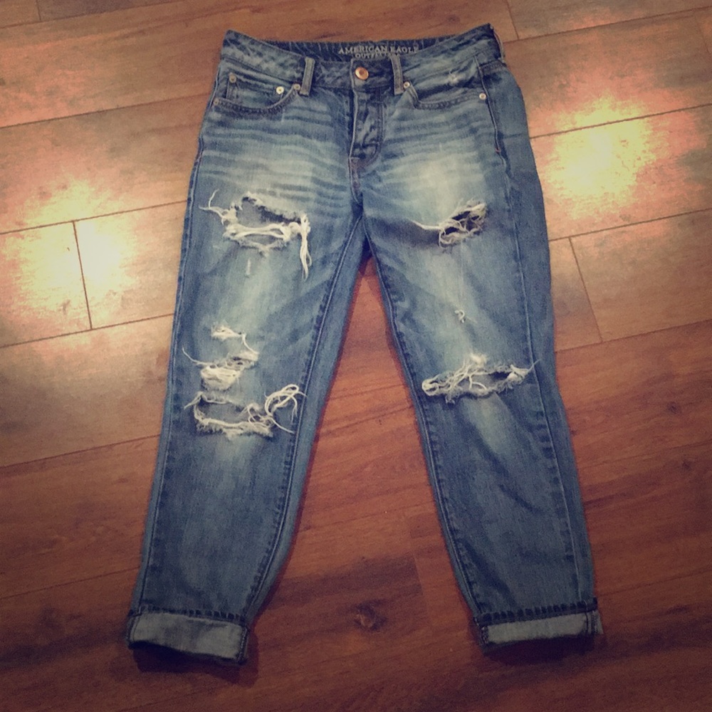 American eagle boyfriend style jeans